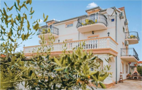 Awesome Apartment In Vodice With Kitchen